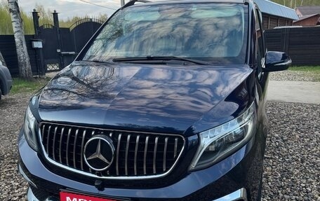 Mercedes-Benz V-Класс, 2015 год, 4 100 000 рублей, 1 фотография