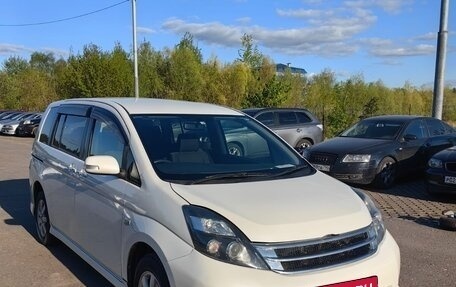 Toyota ISis I, 2010 год, 1 050 000 рублей, 1 фотография