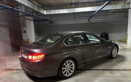 BMW 5 серия, 2011 год, 1 950 000 рублей, 7 фотография