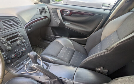Volvo S60 III, 2004 год, 410 000 рублей, 5 фотография