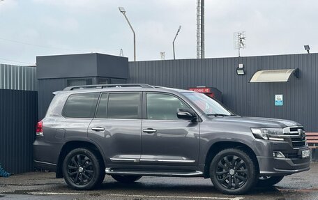 Toyota Land Cruiser 200, 2019 год, 6 900 000 рублей, 5 фотография