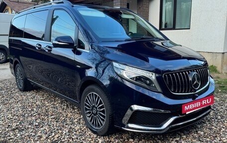Mercedes-Benz V-Класс, 2015 год, 4 100 000 рублей, 11 фотография