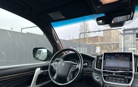 Toyota Land Cruiser 200, 2019 год, 6 900 000 рублей, 7 фотография