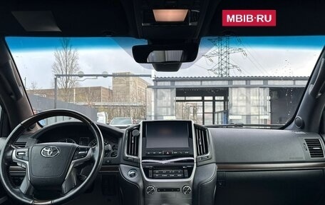 Toyota Land Cruiser 200, 2019 год, 6 900 000 рублей, 8 фотография