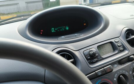 Toyota Yaris I рестайлинг, 2002 год, 340 000 рублей, 6 фотография