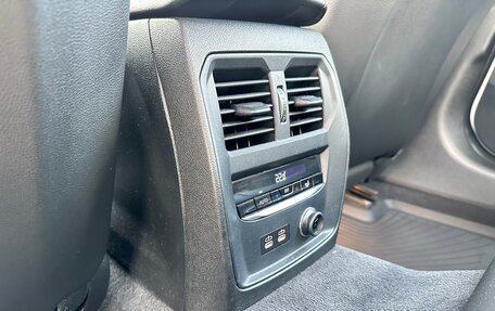 BMW 3 серия, 2019 год, 3 450 000 рублей, 22 фотография