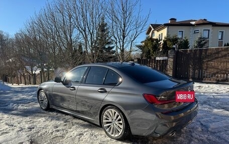 BMW 3 серия, 2019 год, 3 800 000 рублей, 26 фотография
