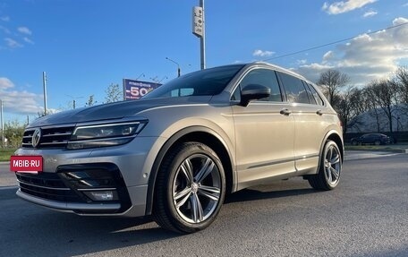 Volkswagen Tiguan II, 2019 год, 3 490 000 рублей, 6 фотография