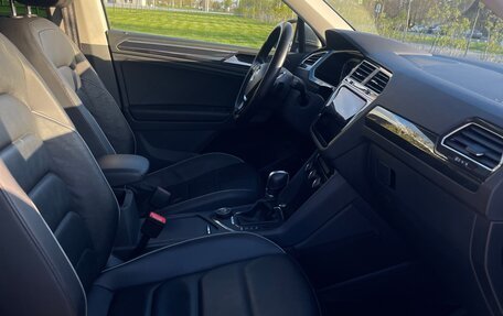 Volkswagen Tiguan II, 2019 год, 3 490 000 рублей, 14 фотография