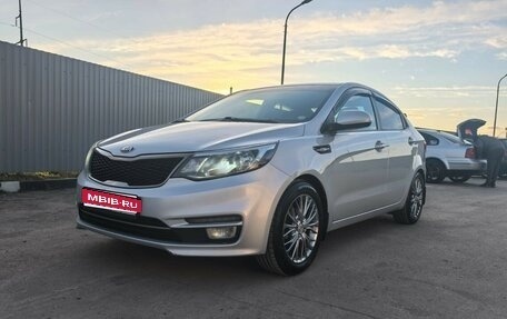 KIA Rio III рестайлинг, 2016 год, 970 000 рублей, 1 фотография