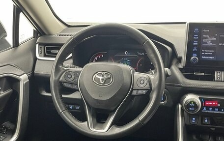 Toyota RAV4, 2021 год, 3 789 000 рублей, 19 фотография