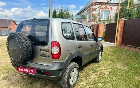Chevrolet Niva I рестайлинг, 2014 год, 790 000 рублей, 6 фотография