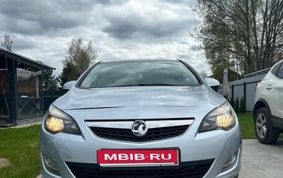 Opel Astra J, 2011 год, 550 000 рублей, 1 фотография