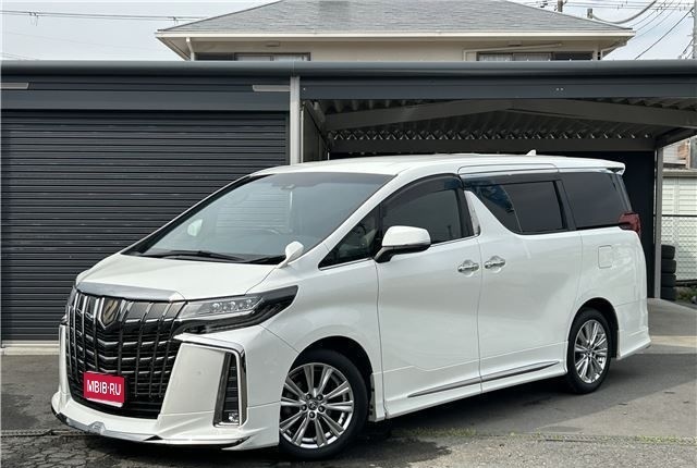 Toyota Alphard, 2021 год, 2 930 000 рублей, 1 фотография