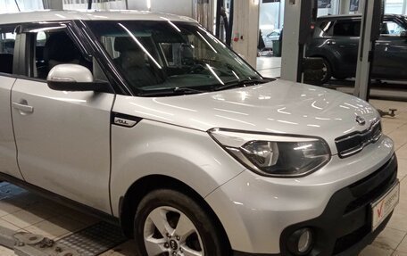 KIA Soul II рестайлинг, 2018 год, 1 180 000 рублей, 2 фотография