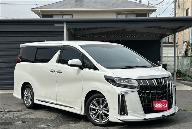 Toyota Alphard, 2021 год, 2 930 000 рублей, 2 фотография