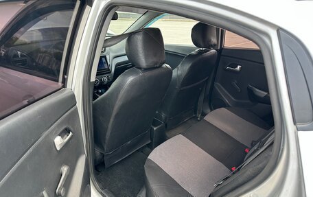 KIA Rio III рестайлинг, 2013 год, 840 000 рублей, 9 фотография