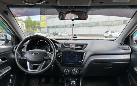 KIA Rio III рестайлинг, 2013 год, 840 000 рублей, 10 фотография