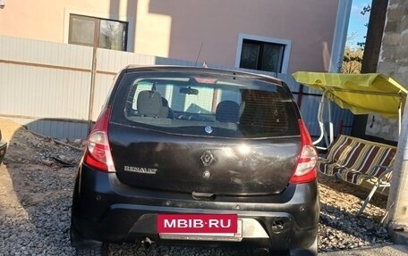 Renault Sandero I, 2014 год, 520 000 рублей, 2 фотография