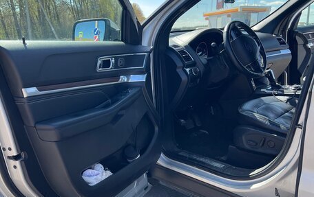 Ford Explorer VI, 2019 год, 3 080 000 рублей, 11 фотография