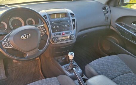 KIA cee'd I рестайлинг, 2008 год, 1 000 000 рублей, 10 фотография