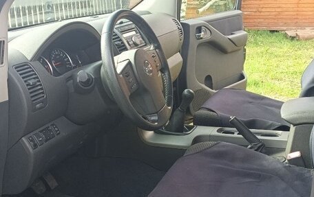 Nissan Pathfinder, 2007 год, 1 070 000 рублей, 10 фотография