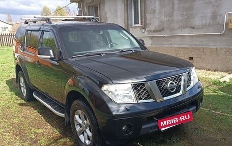 Nissan Pathfinder, 2007 год, 1 070 000 рублей, 2 фотография
