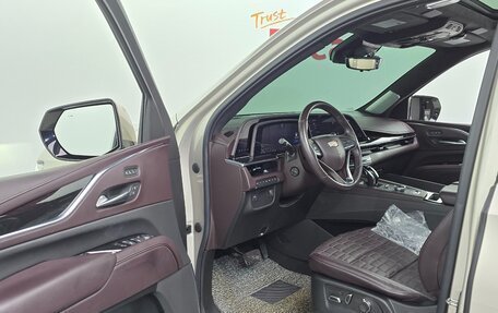 Cadillac Escalade V, 2022 год, 11 387 970 рублей, 8 фотография