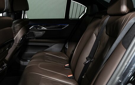 BMW 7 серия, 2016 год, 4 000 000 рублей, 10 фотография