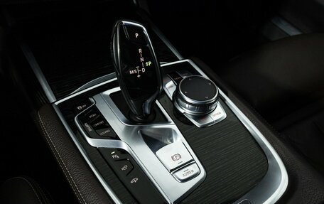 BMW 7 серия, 2016 год, 4 000 000 рублей, 23 фотография