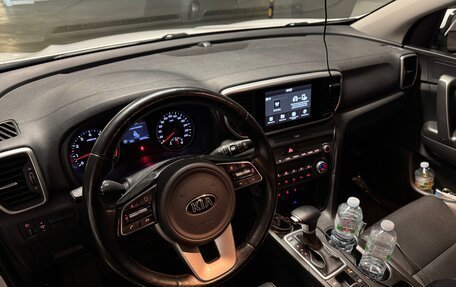 KIA Sportage IV рестайлинг, 2018 год, 2 250 000 рублей, 9 фотография