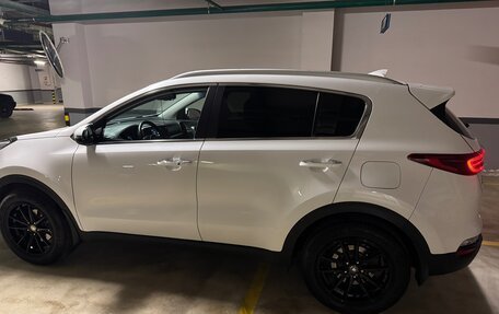 KIA Sportage IV рестайлинг, 2018 год, 2 250 000 рублей, 7 фотография