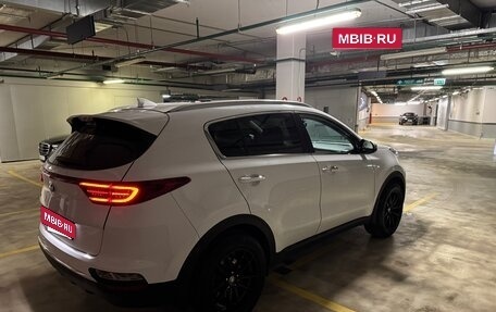 KIA Sportage IV рестайлинг, 2018 год, 2 250 000 рублей, 5 фотография