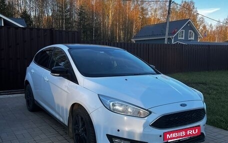 Ford Focus III, 2017 год, 980 000 рублей, 2 фотография