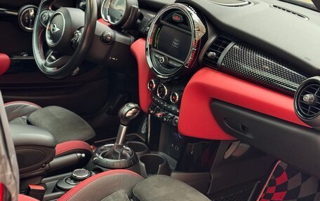 MINI Hatch, 2015 год, 2 430 000 рублей, 17 фотография