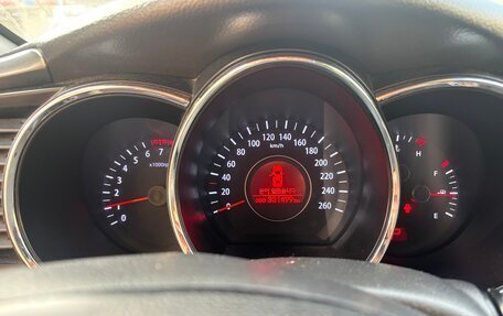 KIA K5 I рестайлинг, 2011 год, 850 000 рублей, 8 фотография