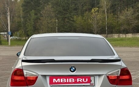 BMW 3 серия, 2005 год, 999 000 рублей, 4 фотография