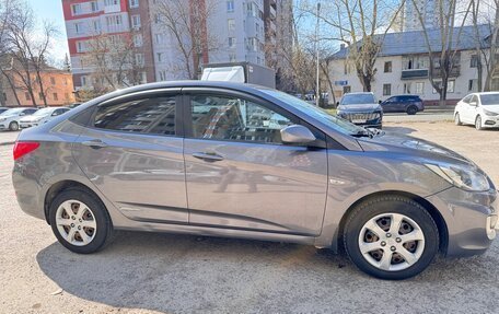 Hyundai Solaris II рестайлинг, 2011 год, 715 000 рублей, 11 фотография