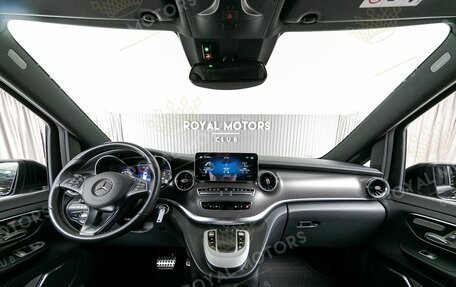 Mercedes-Benz V-Класс, 2022 год, 11 000 000 рублей, 6 фотография