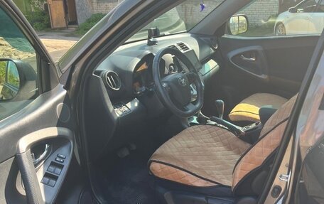 Toyota RAV4, 2011 год, 1 700 000 рублей, 8 фотография