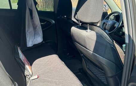 Toyota RAV4, 2011 год, 1 700 000 рублей, 18 фотография