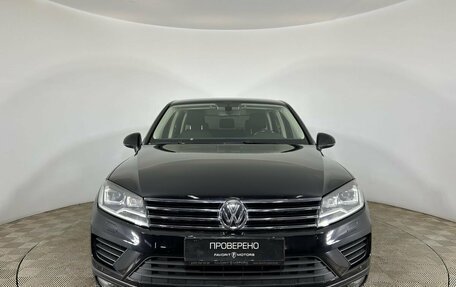 Volkswagen Touareg III, 2015 год, 2 500 000 рублей, 2 фотография