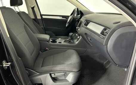 Volkswagen Touareg III, 2015 год, 2 500 000 рублей, 14 фотография