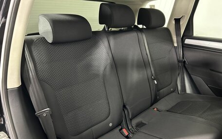 Volkswagen Touareg III, 2015 год, 2 500 000 рублей, 15 фотография