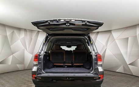 Toyota Land Cruiser 200, 2016 год, 5 299 700 рублей, 9 фотография