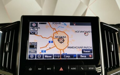 Toyota Land Cruiser 200, 2016 год, 5 299 700 рублей, 22 фотография