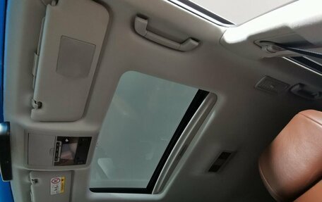 Toyota Land Cruiser 200, 2016 год, 5 299 700 рублей, 23 фотография