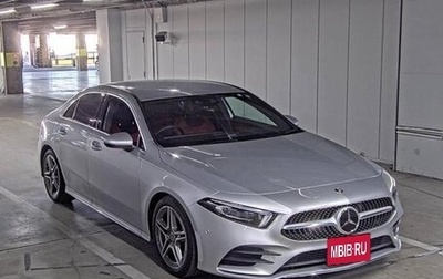 Mercedes-Benz A-Класс, 2020 год, 1 820 000 рублей, 1 фотография