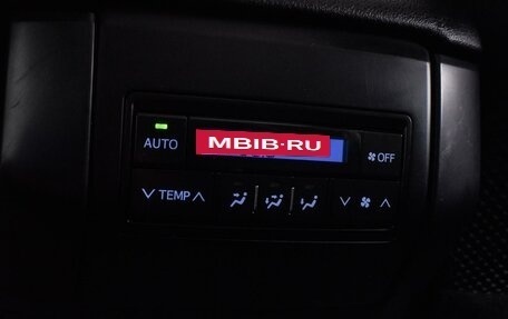 Toyota Land Cruiser Prado 150 рестайлинг 2, 2018 год, 4 830 000 рублей, 14 фотография