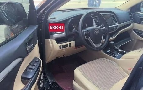 Toyota Highlander III, 2021 год, 3 280 000 рублей, 11 фотография
